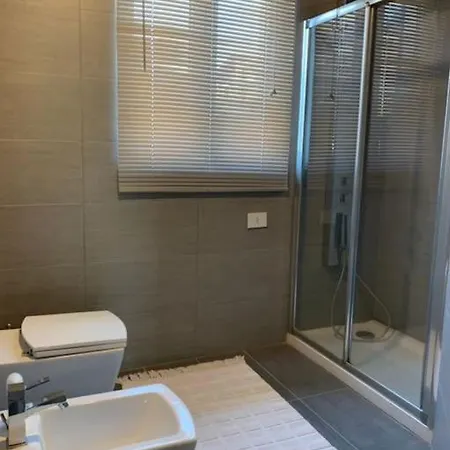 Casa Matilde Accogliente Casa Immersa Nel Hébergement de vacances Sesto Calende